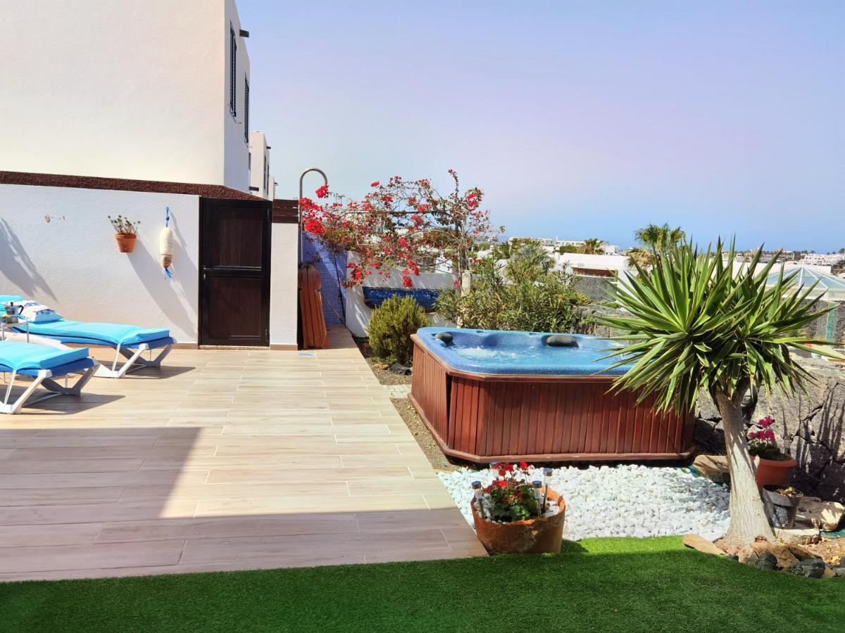 Villa Tyna Playa Blanca  Exterior photo